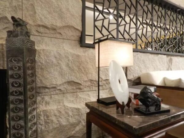 Traditional Style 3D Wall Panel Soundproof Pu Stone Rock Veneer Castle Polyurethane Component Wall Decoration--Wayon Panel - Image 3