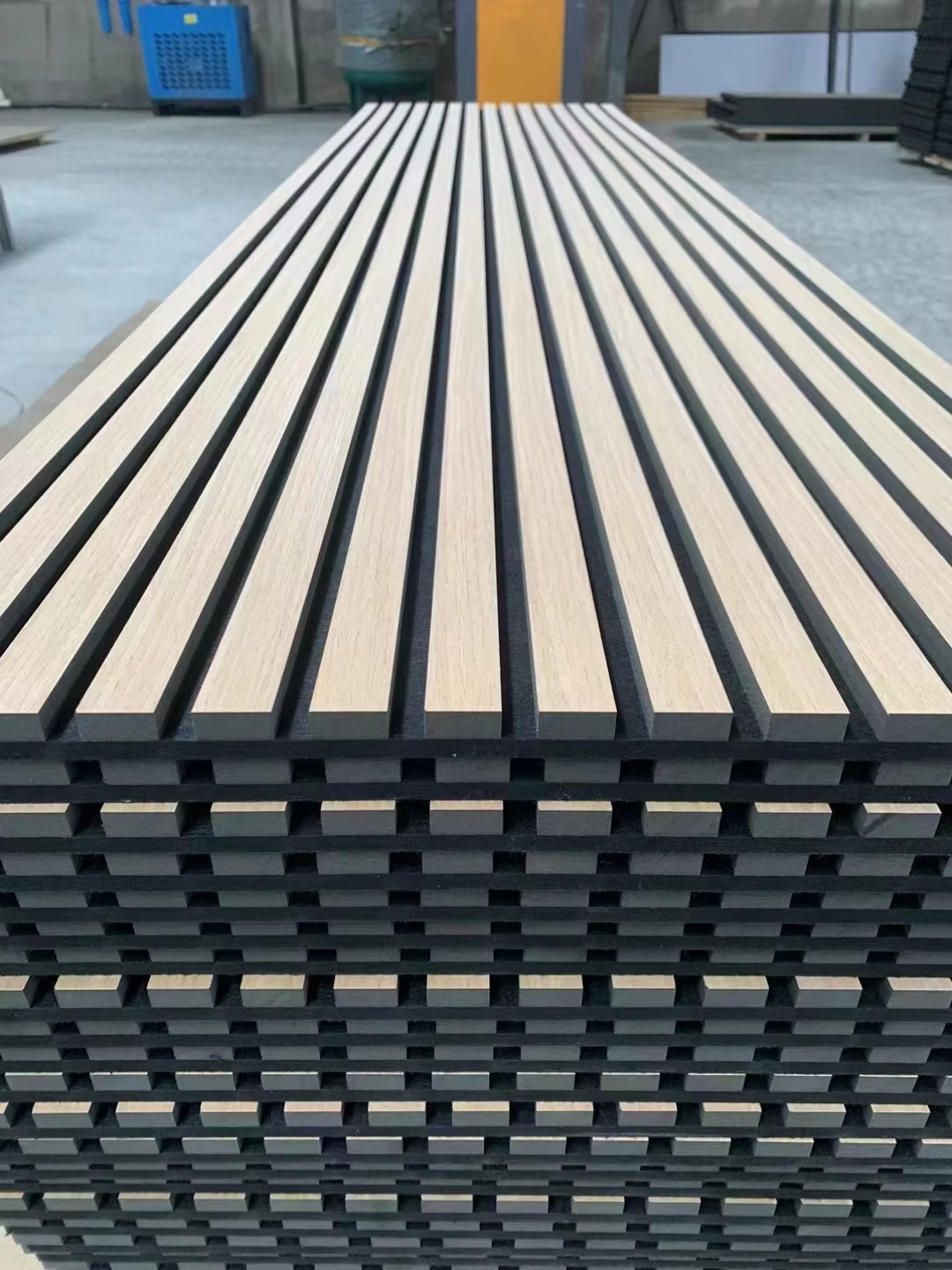 WYC Modern Geometric Design 2400mm Acoustic Ceiling Panel Sound Absorbing and Proofing Acoustic Panel2